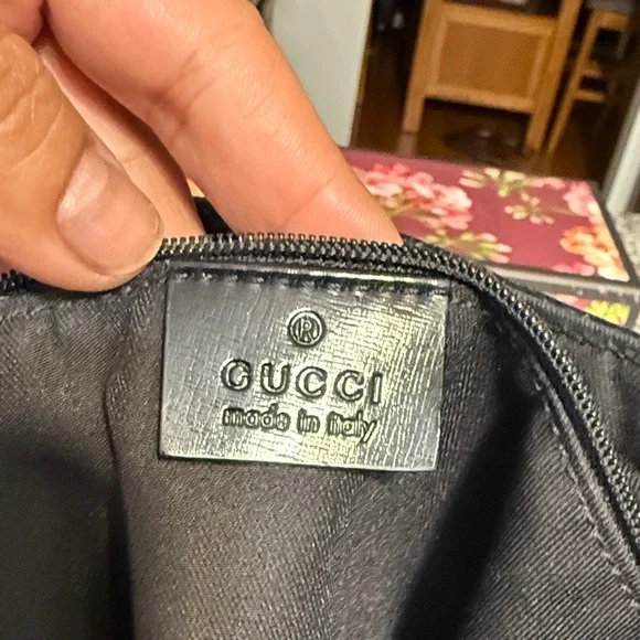 Gucci Full Moon Tote Tan and Black Monogram Shoulder Bag - Picture 6 of 10